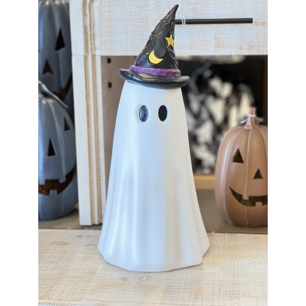 White Halloween Ghost Blow Mold with Hat New 20 in - Picture 3 of 3